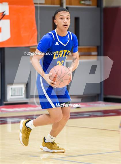 Thumbnail 1 in Rancho Mirage vs Brawley (Rancho Mirage Holiday Invitational) photogallery.