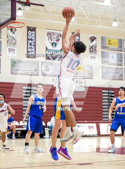 Thumbnail 3 in Rancho Mirage vs Brawley (Rancho Mirage Holiday Invitational) photogallery.