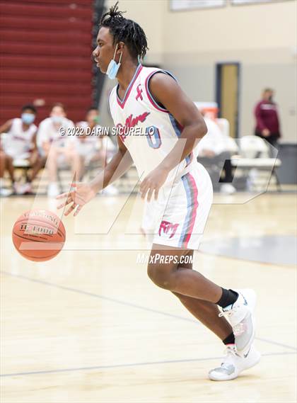 Thumbnail 3 in Rancho Mirage vs Brawley (Rancho Mirage Holiday Invitational) photogallery.