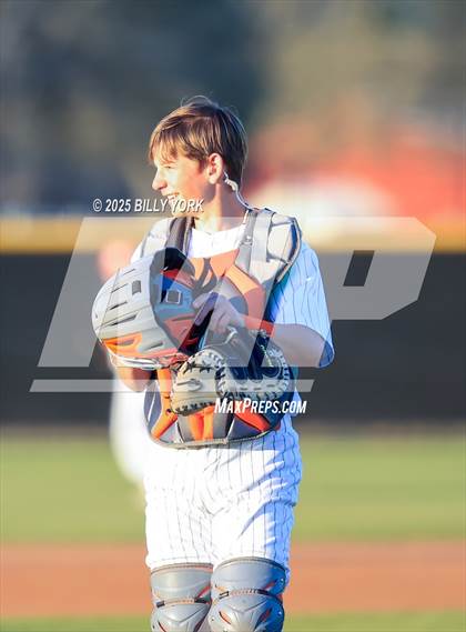 Thumbnail 2 in Grand Saline vs Mineola photogallery.