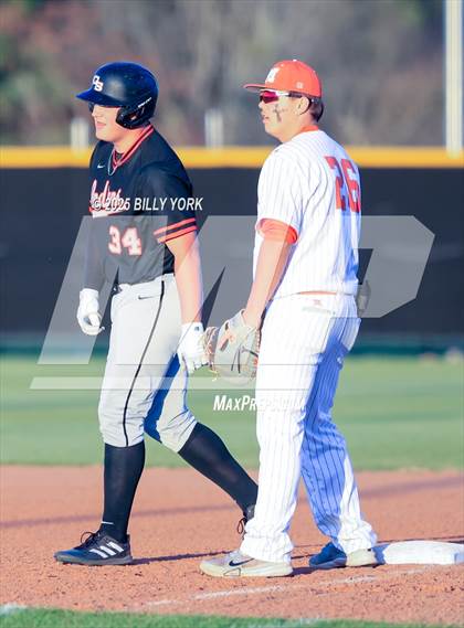 Thumbnail 2 in Grand Saline vs Mineola photogallery.