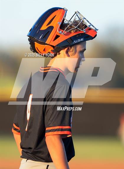 Thumbnail 3 in Grand Saline vs Mineola photogallery.