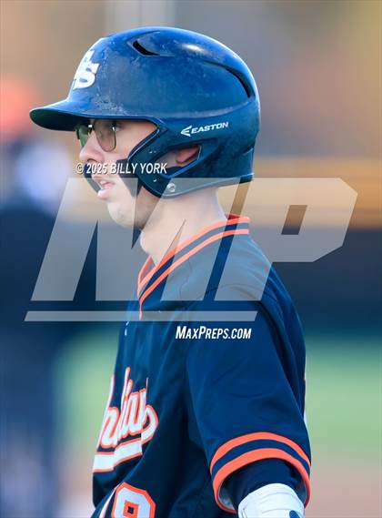 Thumbnail 2 in Grand Saline vs Mineola photogallery.