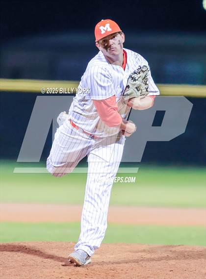 Thumbnail 2 in Grand Saline vs Mineola photogallery.