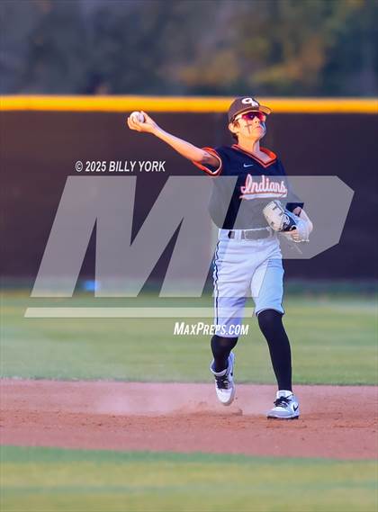 Thumbnail 3 in Grand Saline vs Mineola photogallery.