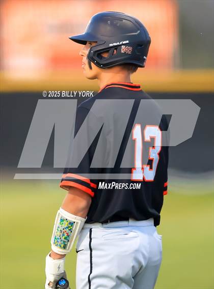 Thumbnail 1 in Grand Saline vs Mineola photogallery.