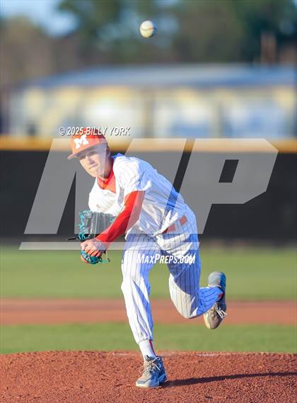 Thumbnail 2 in Grand Saline vs Mineola photogallery.