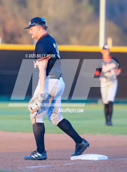 Thumbnail 1 in Grand Saline vs Mineola photogallery.
