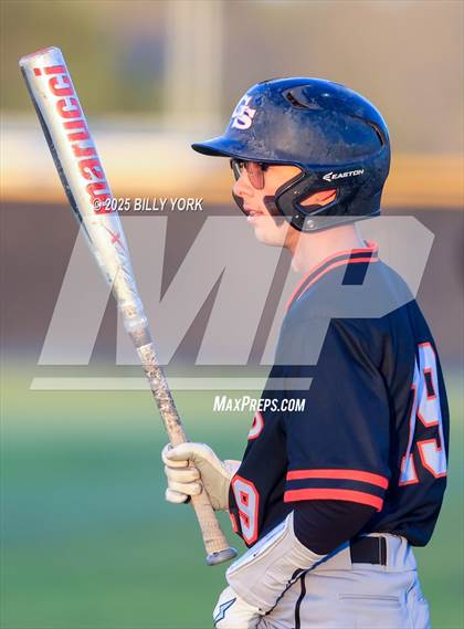 Thumbnail 3 in Grand Saline vs Mineola photogallery.