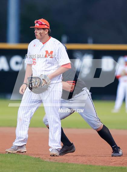 Thumbnail 2 in Grand Saline vs Mineola photogallery.