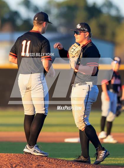 Thumbnail 1 in Grand Saline vs Mineola photogallery.