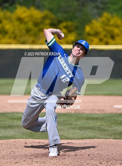 Thumbnail 2 in Liberty @ Bainbridge (WIAA 3A Round 2) photogallery.