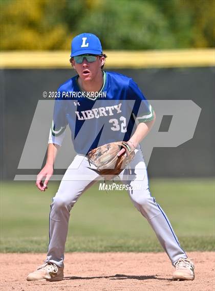 Thumbnail 2 in Liberty @ Bainbridge (WIAA 3A Round 2) photogallery.