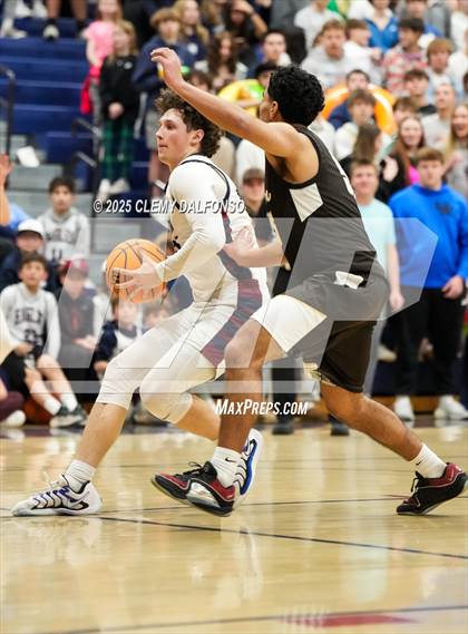 Thumbnail 2 in Palmer vs Dakota Ridge (CHSAA 5A Sweet 16) photogallery.