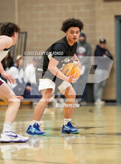Thumbnail 2 in Palmer vs Dakota Ridge (CHSAA 5A Sweet 16) photogallery.