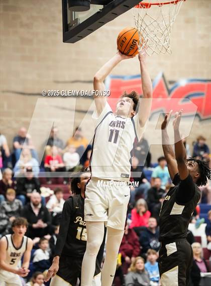 Thumbnail 2 in Palmer vs Dakota Ridge (CHSAA 5A Sweet 16) photogallery.