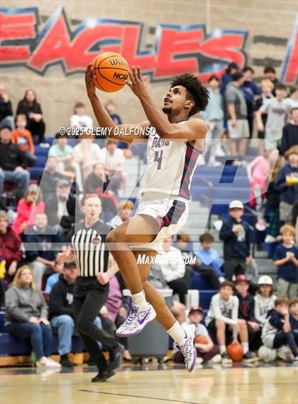 Thumbnail 2 in Palmer vs Dakota Ridge (CHSAA 5A Sweet 16) photogallery.