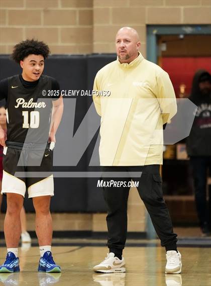Thumbnail 2 in Palmer vs Dakota Ridge (CHSAA 5A Sweet 16) photogallery.