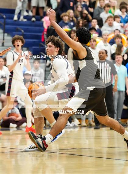 Thumbnail 3 in Palmer vs Dakota Ridge (CHSAA 5A Sweet 16) photogallery.