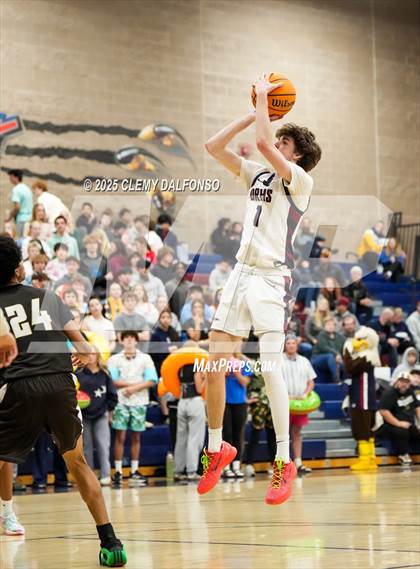 Thumbnail 3 in Palmer vs Dakota Ridge (CHSAA 5A Sweet 16) photogallery.