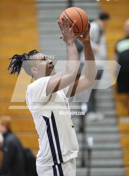 Thumbnail 3 in Carmel Christian vs Bishop Synder (Holiday Hoopsgiving Tournament) photogallery.