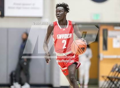 Thumbnail 2 in Carmel Christian vs Bishop Synder (Holiday Hoopsgiving Tournament) photogallery.