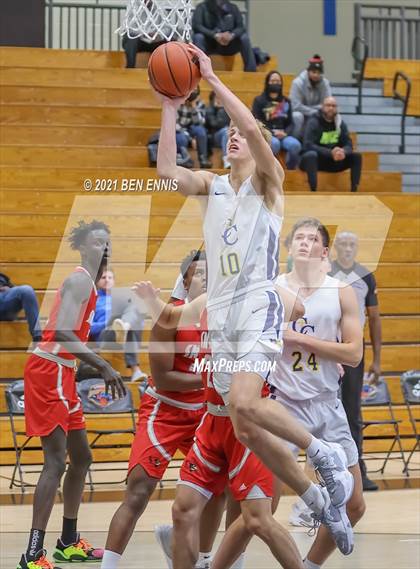 Thumbnail 1 in Carmel Christian vs Bishop Synder (Holiday Hoopsgiving Tournament) photogallery.