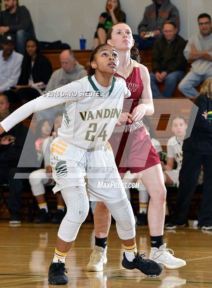 Thumbnail 2 in Alemany vs. Vanden (St. Mary's Stockton MLK Showcase) photogallery.