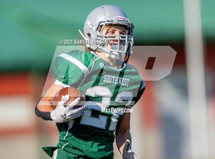 Thumbnail 3 in Lincoln Southwest vs Lincoln Northeast photogallery.