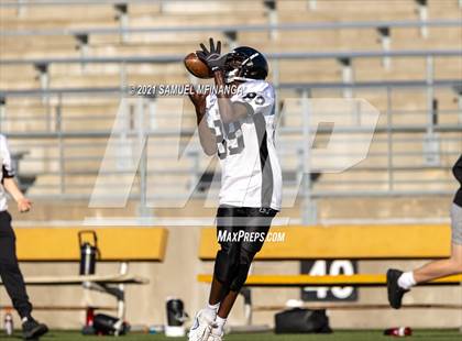 Thumbnail 2 in Lincoln Southwest vs Lincoln Northeast photogallery.