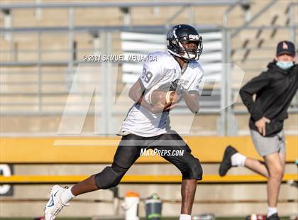 Thumbnail 2 in Lincoln Southwest vs Lincoln Northeast photogallery.