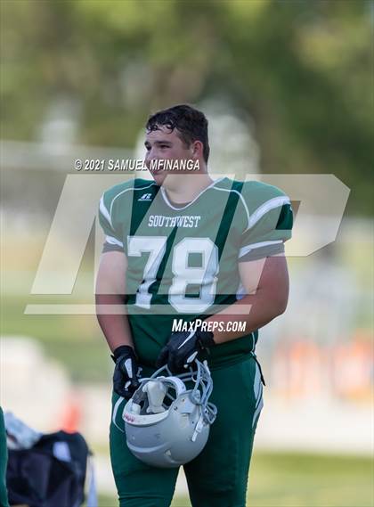 Thumbnail 2 in Lincoln Southwest vs Lincoln Northeast photogallery.