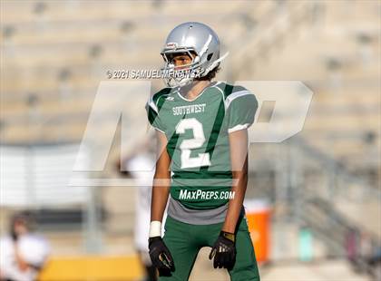 Thumbnail 3 in Lincoln Southwest vs Lincoln Northeast photogallery.