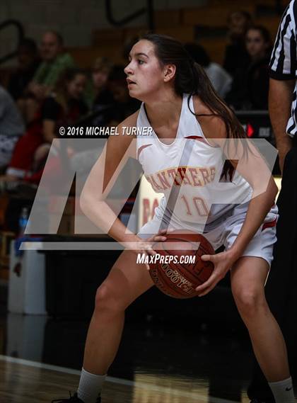 Thumbnail 3 in Shasta vs. Chico photogallery.