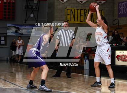 Thumbnail 1 in Shasta vs. Chico photogallery.