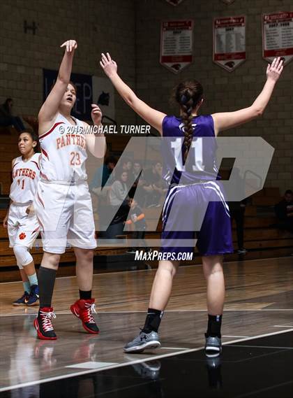Thumbnail 1 in Shasta vs. Chico photogallery.