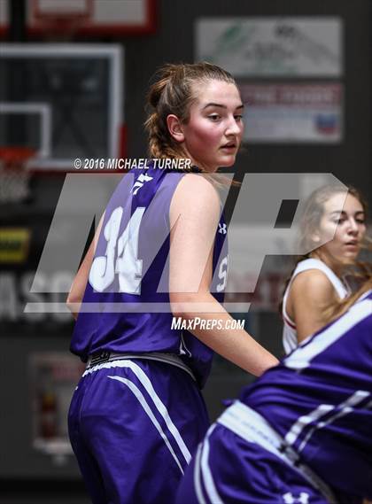 Thumbnail 1 in Shasta vs. Chico photogallery.