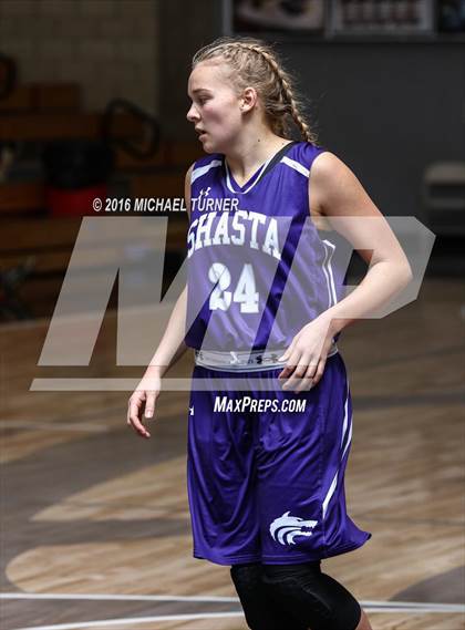 Thumbnail 2 in Shasta vs. Chico photogallery.