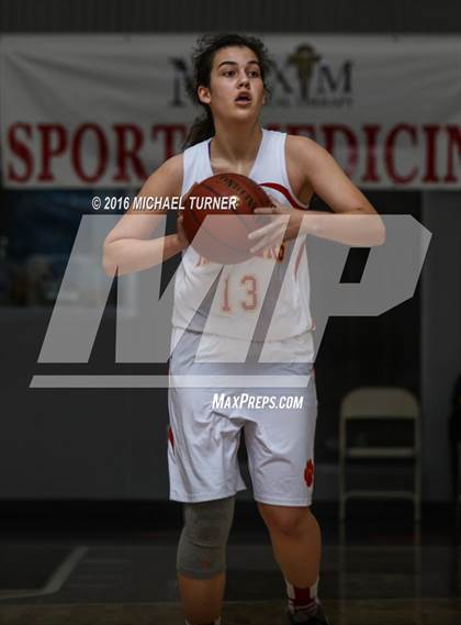 Thumbnail 2 in Shasta vs. Chico photogallery.