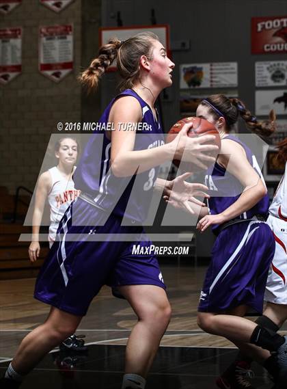 Thumbnail 1 in Shasta vs. Chico photogallery.