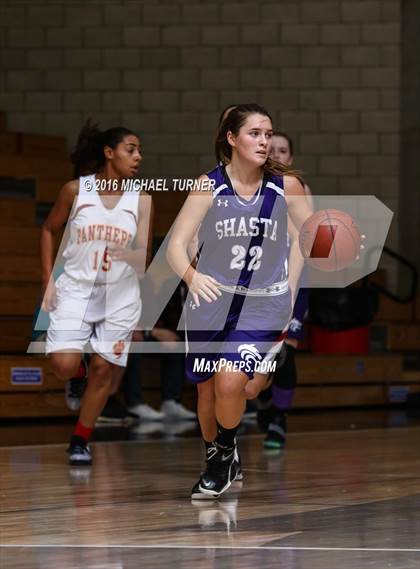 Thumbnail 2 in Shasta vs. Chico photogallery.