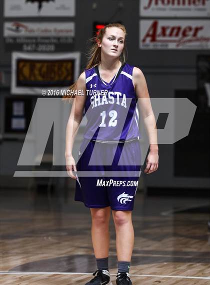 Thumbnail 3 in Shasta vs. Chico photogallery.