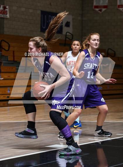 Thumbnail 2 in Shasta vs. Chico photogallery.