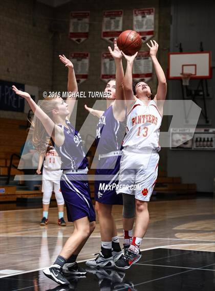 Thumbnail 2 in Shasta vs. Chico photogallery.