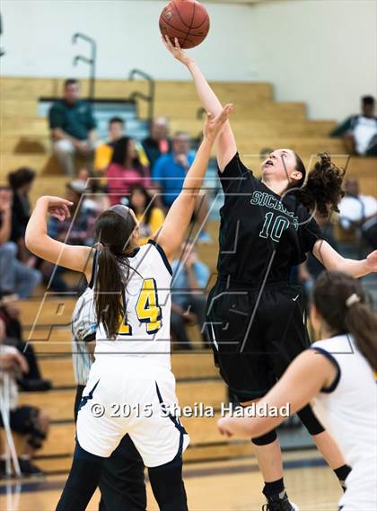 Thumbnail 2 in Sickles @ Steinbrenner photogallery.