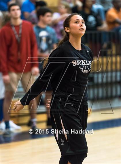 Thumbnail 1 in Sickles @ Steinbrenner photogallery.