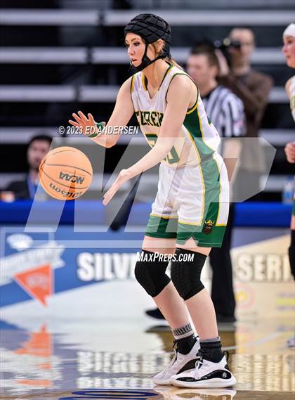 Thumbnail 3 in Coleville vs. Eureka (NIAA 1A State Semifinals) photogallery.