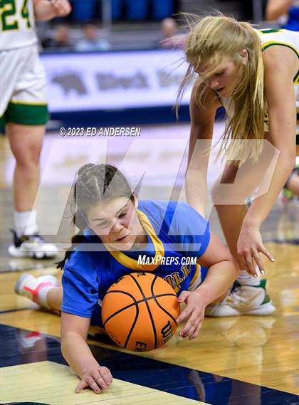 Thumbnail 2 in Coleville vs. Eureka (NIAA 1A State Semifinals) photogallery.