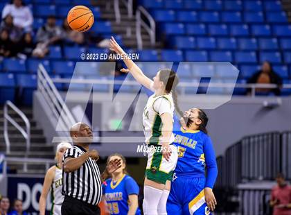 Thumbnail 2 in Coleville vs. Eureka (NIAA 1A State Semifinals) photogallery.