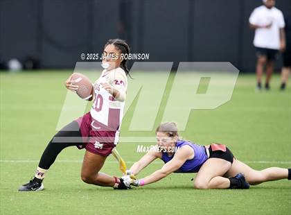 Thumbnail 3 in Florida State University High School vs Fletcher (Jaguars Preseason Classic) photogallery.